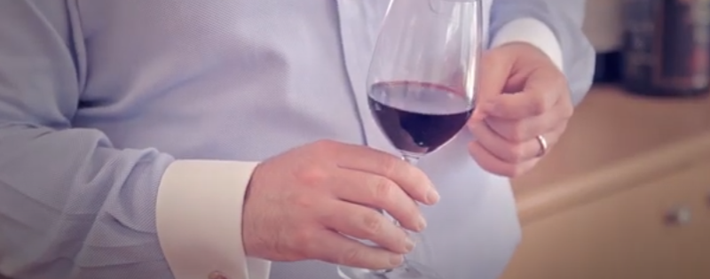 Πώς απολαμβάνουμε το κόκκινο κρασί